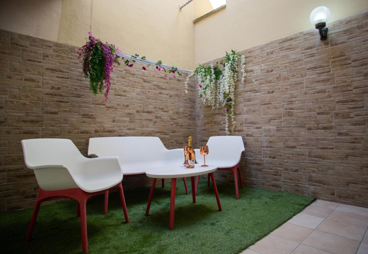 Casa Colombo - The Fab Stay Brindisi Dış mekan fotoğraf