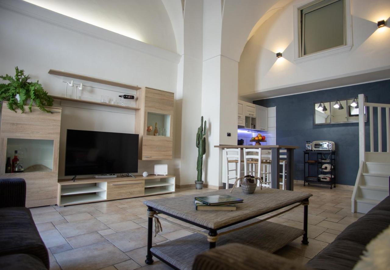 Casa Colombo - The Fab Stay Brindisi Dış mekan fotoğraf